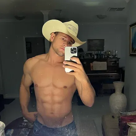 OnlyFans cuenta toyboy_troy avatar 1
