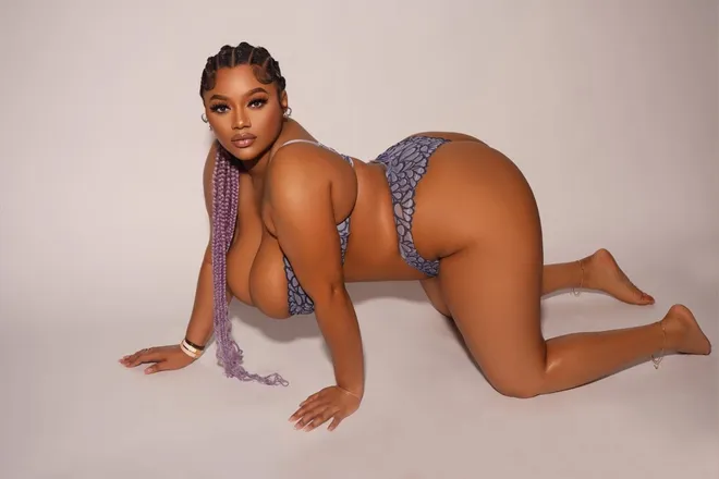 OnlyFans cuenta camarymulan header 2