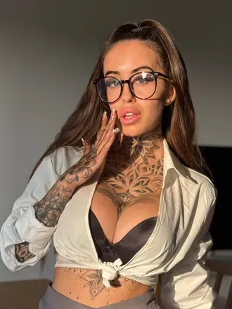 OnlyFans account  kiiaradiiamond avatar 1