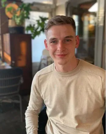 OnlyFans account  hugestefner avatar 1