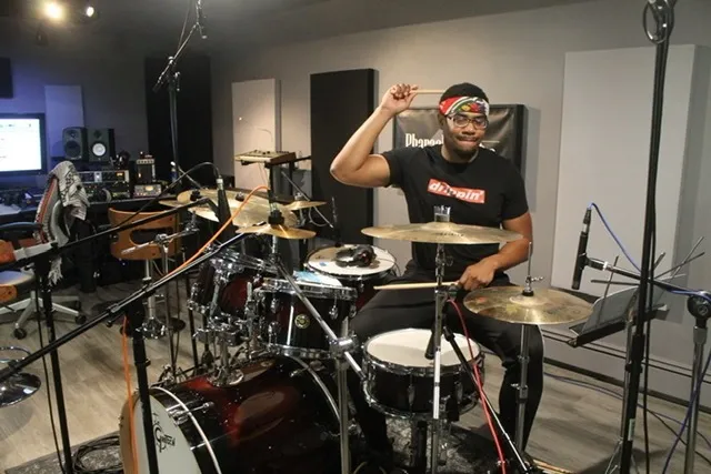 OnlyFans cuenta sanondrummer header 2
