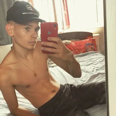OnlyFans cuenta curtisb73 header 2