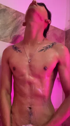 OnlyFans account  nova_28 header 2