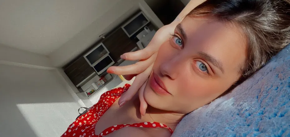 OnlyFans cuenta aalexabby header 2