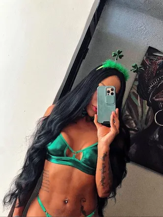 OnlyFans account  pilarsexlovexx header 2