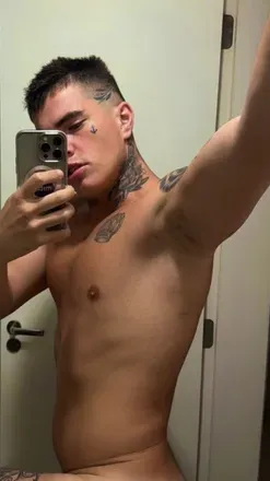 OnlyFans account  landucci65 avatar 1