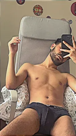 OnlyFans cuenta u415453858 avatar 1