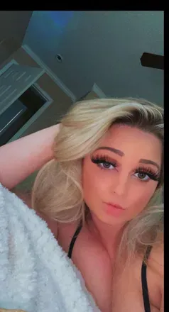 OnlyFans account  izzywalker318 avatar 1