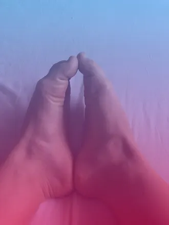 OnlyFans account  sexyfeet00000 header 2