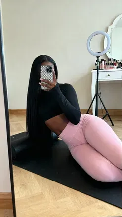 OnlyFans account  naomirose6 avatar 1