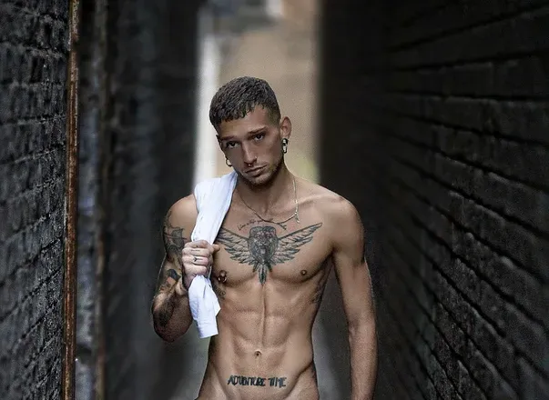 OnlyFans cuenta justinxxxgay header 2