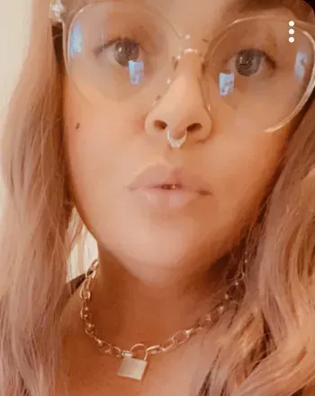 OnlyFans cuenta mizteryhotwife avatar 1