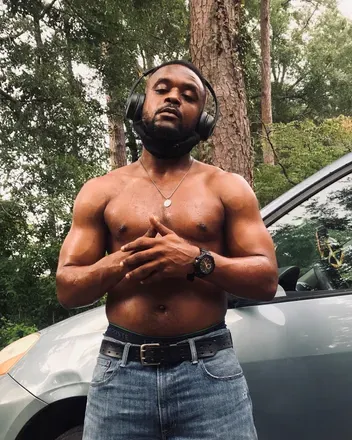 OnlyFans account  mrdeepdive avatar 1