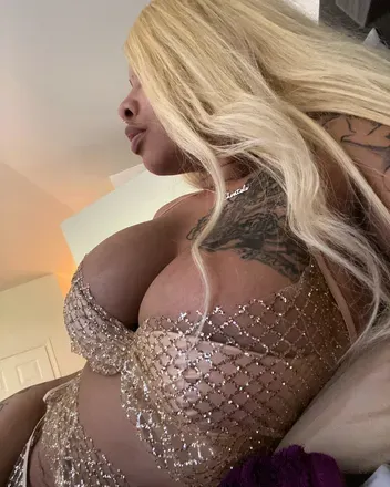 OnlyFans account  xposed_fantasy avatar 1