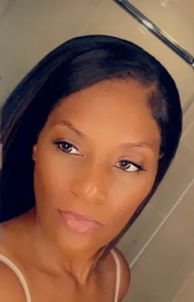 OnlyFans account  becuzzimmee avatar 1