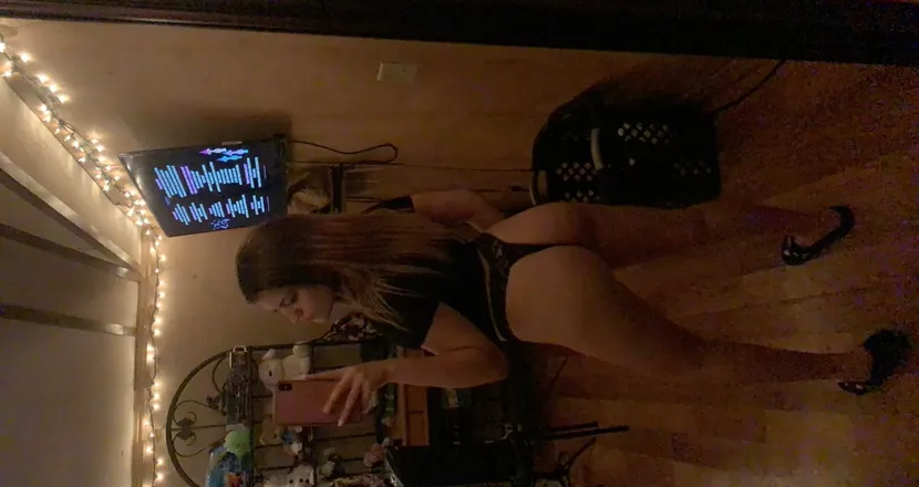 OnlyFans cuenta qveengoya header 2