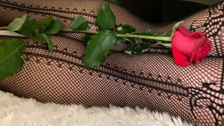 OnlyFans cuenta roxielike header 2