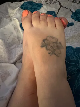 OnlyFans cuenta lilly1218 header 2