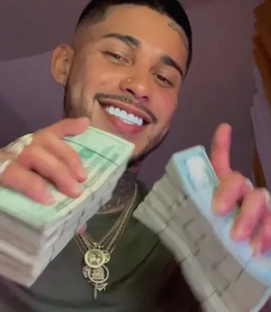 OnlyFans cuenta biemilvazquez header 2