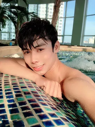 OnlyFans account  monsieur_austin avatar 1