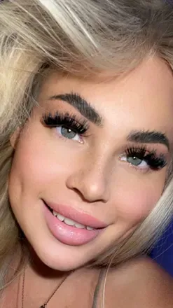 OnlyFans account  latinmoniquexx header 2