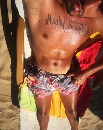 OnlyFans account  u181268906 header 2