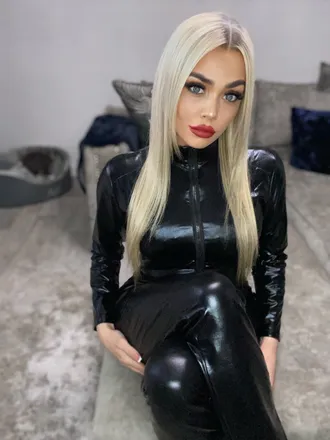 OnlyFans cuenta arabellafa1 header 2