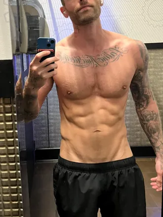 OnlyFans cuenta josephcruz97 header 2