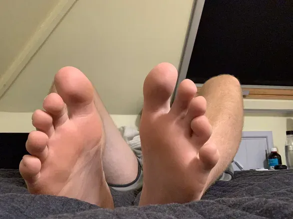 OnlyFans cuenta englishfeets avatar 1