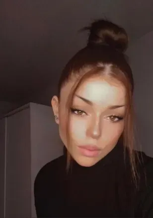 OnlyFans cuenta ely.elina avatar 1