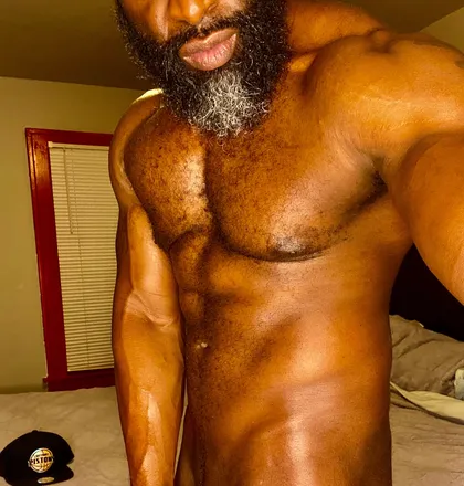 OnlyFans cuenta prettylngd header 2