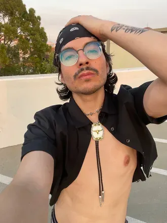 OnlyFans cuenta illeyez avatar 1