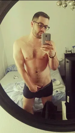OnlyFans account  e_ricj69maverig avatar 1