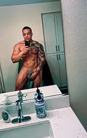 OnlyFans account  mradd avatar 1