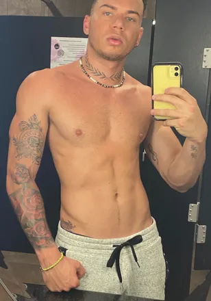 OnlyFans account  axhel_fansxxx avatar 1