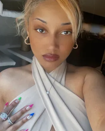 OnlyFans cuenta pradatoess avatar 1