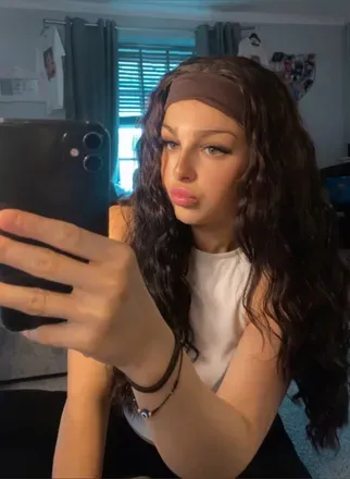 OnlyFans account  ells5543 avatar 1