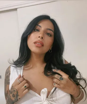 OnlyFans cuenta princessxxsuki header 2