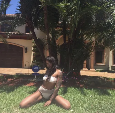 OnlyFans cuenta titi_cheeks94 header 2