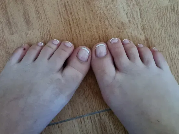 OnlyFans cuenta miilaasfeet header 2