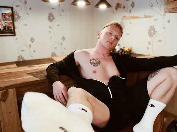 OnlyFans cuenta notyourbro12 header 2