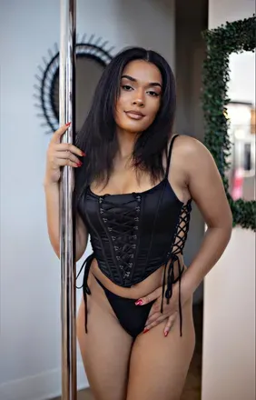OnlyFans cuenta mishylove header 2