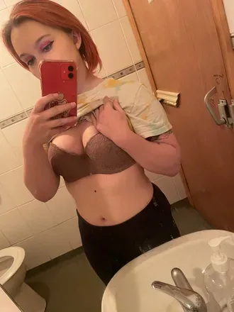 OnlyFans cuenta ellie_onlyf avatar 1