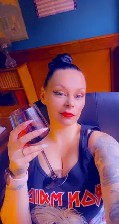OnlyFans cuenta selenepayne avatar 1
