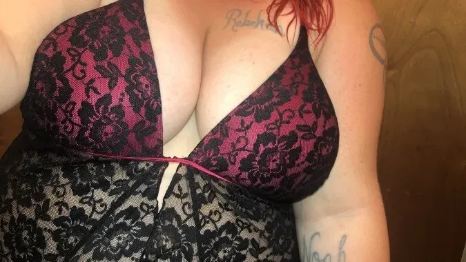 OnlyFans cuenta secretwife0825 avatar 1