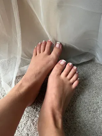 OnlyFans cuenta cherrysfeetonly7 avatar 1