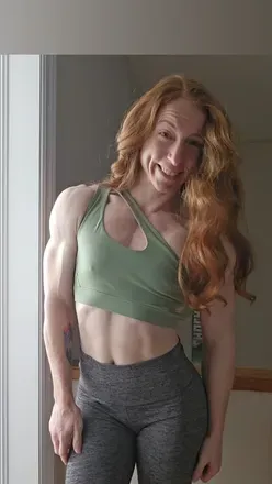 OnlyFans cuenta fitlittleredhead avatar 1