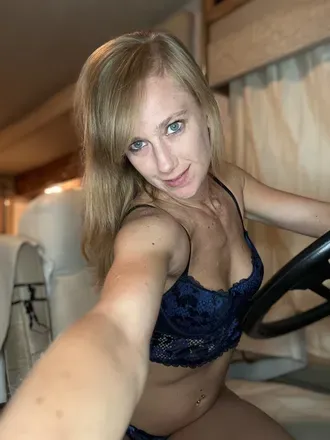 OnlyFans cuenta sexyscienceteacher90 avatar 1