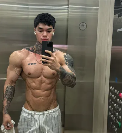 OnlyFans cuenta justin_clark01 header 2