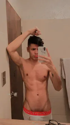 OnlyFans cuenta devilangelxyou avatar 1